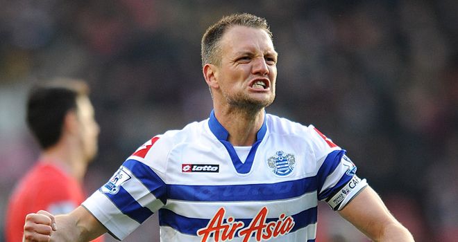 Clint-hill-celeb-ft-southampton-v-qpr_2908815