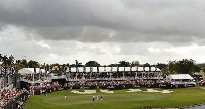 Water lurks on the 18th hole
