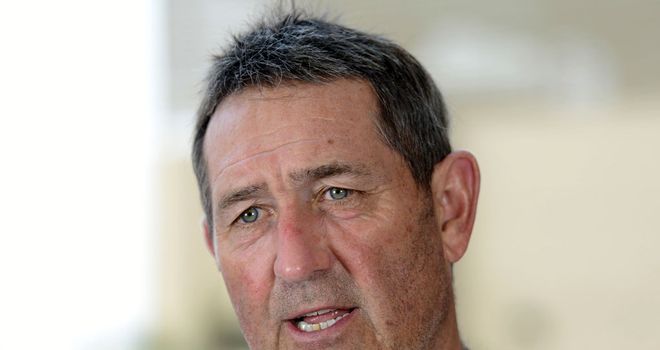 Graham Gooch: England can save Test on final day