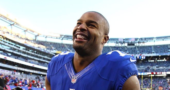 Osi Umenyiora: moves to the Atalanta Falcons on a two-year deal