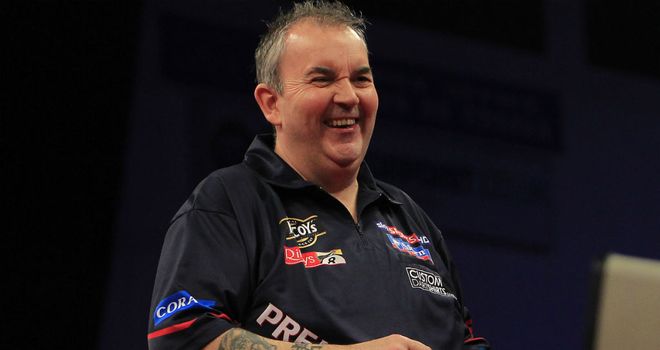 Phil Taylor: Now third place in the Premier League table after easy win (Image: Lawrence Lustig/PDC)