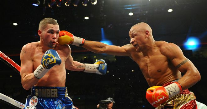 Tony Bellew (L): Was adamant he did enough to win (Image: leighdawneyphotography.com)