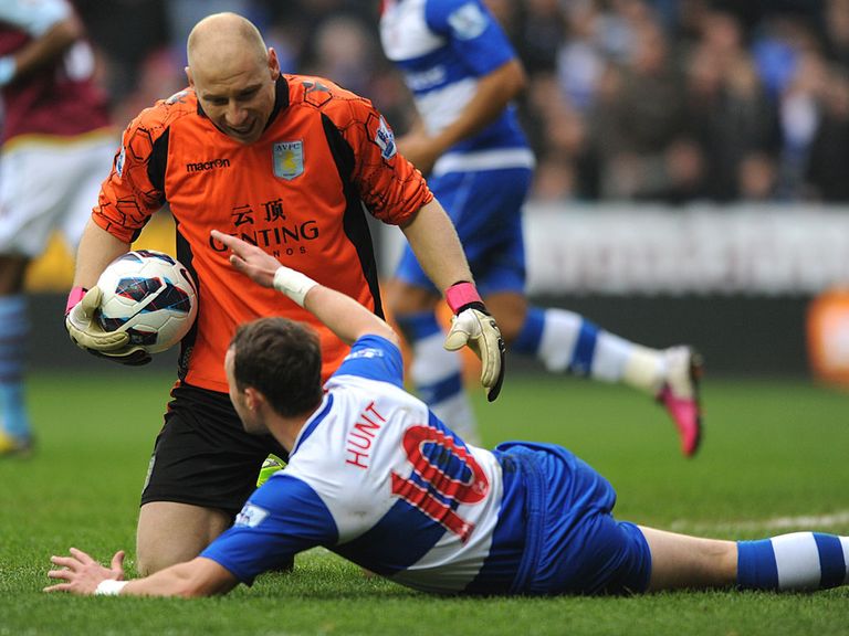 Hunt was floored in a clash with Guzan