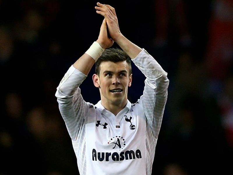 Gareth Bale thanks the fans after Tottenham's 2-1 derby win against Arsenal at White Hart Lane