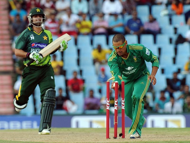 Ahmed Shehzad was run out for 46.