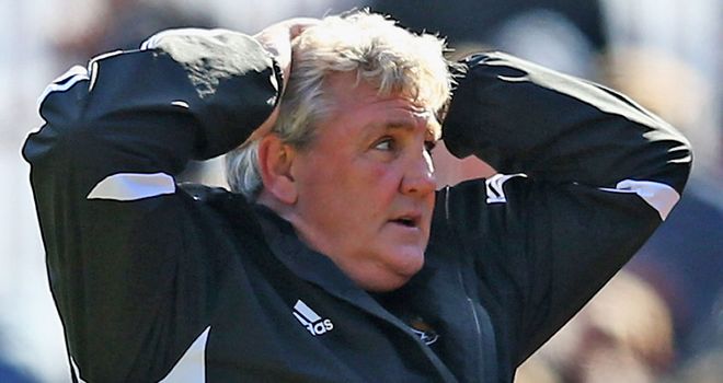 Steve Bruce: Handed Danny Graham his debut, but saw Hull City held