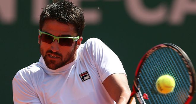 Janko Tipsarevic: The top-seed advances to the quarter-finals