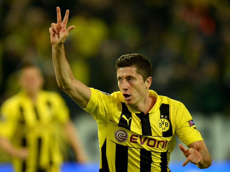 Robert Lewandowski: Looks set to join Bayern Munich next summer