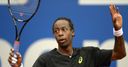 Frenchmen on song in Nice