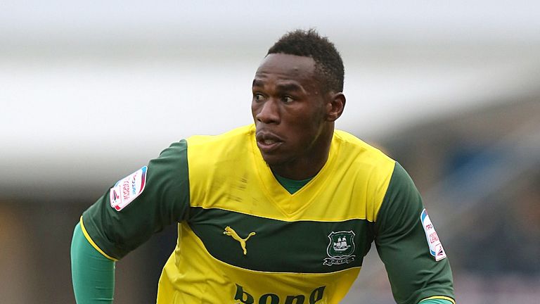 Onismor Bhasera: Yet to decide on Plymouth's offer