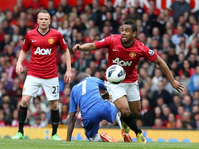 Anderson in action for Manchester United.