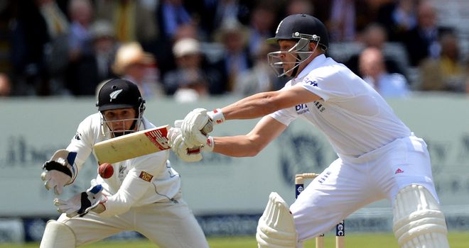 Jonathan Trott: Predicting a "scuffy" Test match at Lord's