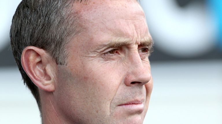 David Weir: Four fresh faces signed up