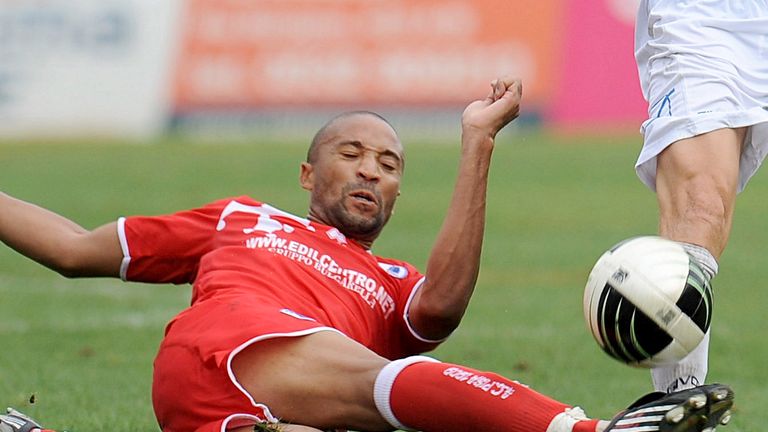 Thierry Audel: Signed a two-year deal