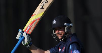 Kent beat Sussex in thriller