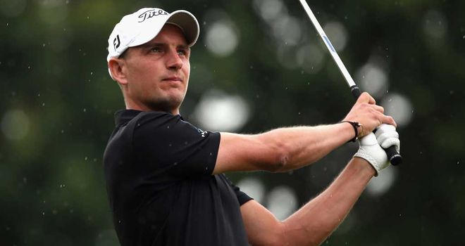 Robert Dinwiddie: Bogey-free second round in northern France