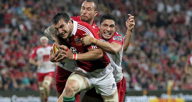 Sam Warburton breaks during the Lions' win in Brisbane