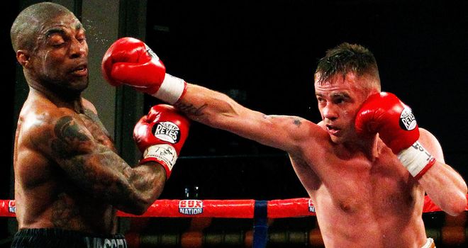 Frankie Gavin (r) Stopped Denton Vassell in impressive fashion