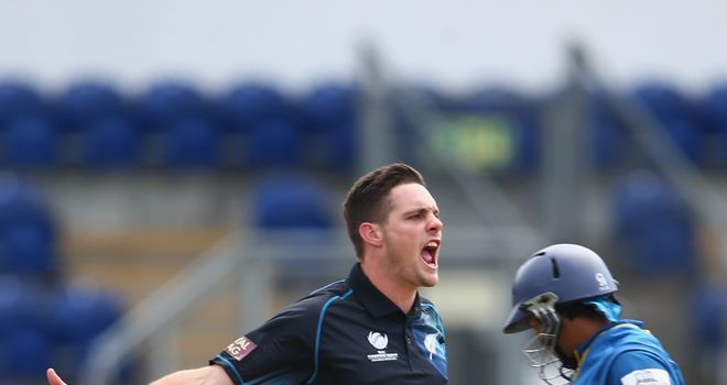 Mitchell McClenaghan: New Lancashire signing
