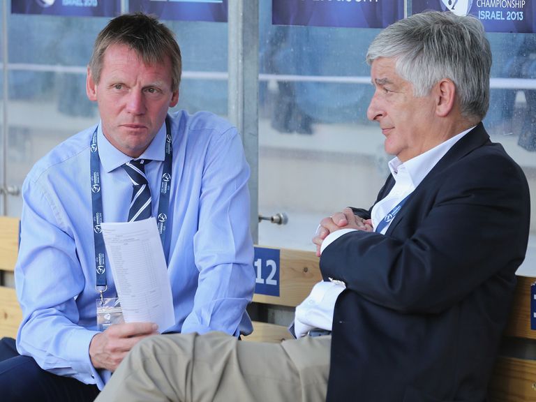 Stuart Pearce: Hits out at Oxlade-Chamberlain and Jones