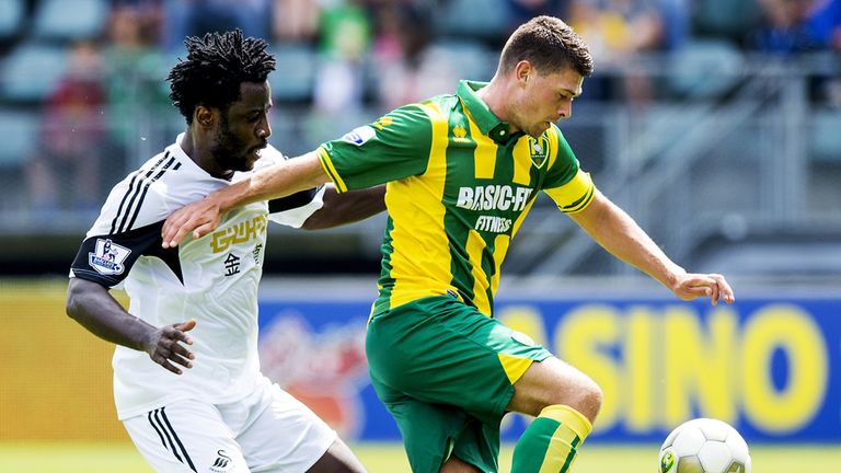 Wilfried Bony: Closes down Den Haag's Danny Holla