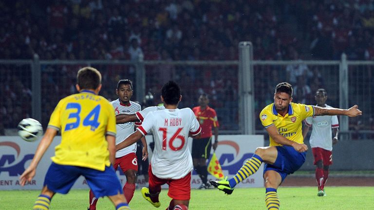 Olivier Giroud: Scores his second goal for Arsenal in Jakarta