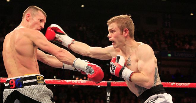 Andy Harris (R) gave Tom Stalker a run for his money (Pic Lawrence Lustig)