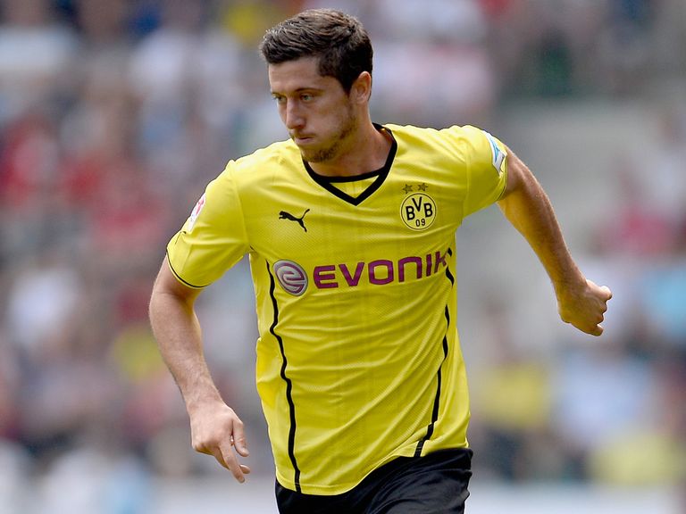 Robert Lewandowski: Will move to Bayern Munich