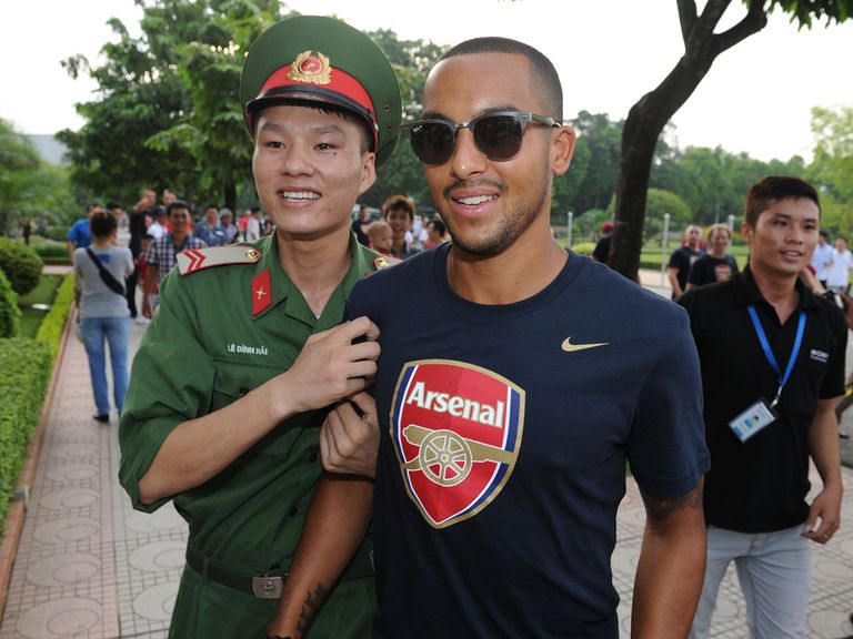 Theo Walcott: Believes Arsenal can win the title