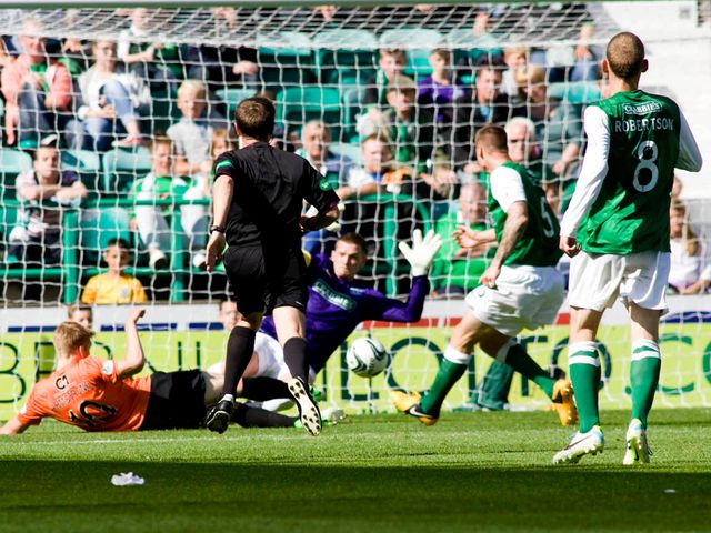 Stuart Armstrong slots the ball home to give the visitors the lead