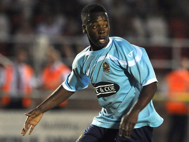Zavon Hines: Fires Dagenham to victory