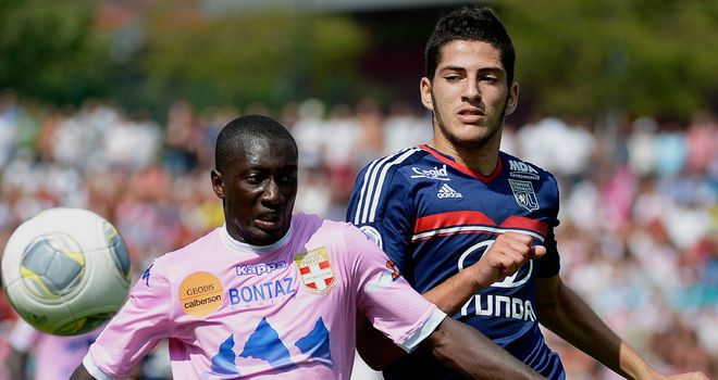 Youssouf Sabaly and Yassine Benzia in action.