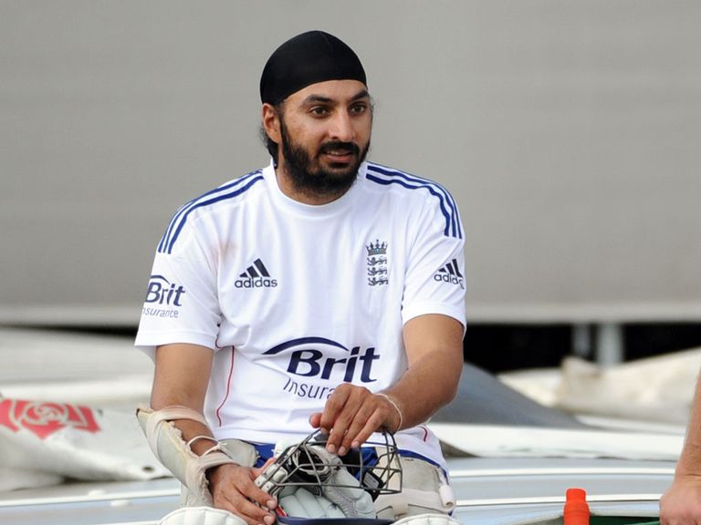 Monty Panesar: Focused on Essex for now