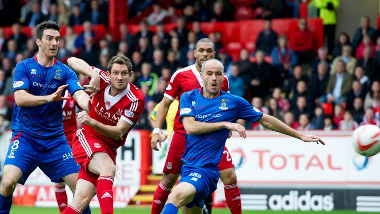 Scott Vernon: Goal ends Thistle's unbeaten start to the season