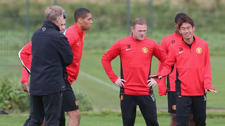 Shinji Kagawa: Manchester United midfielder speaks to David Moyes in training on Monday