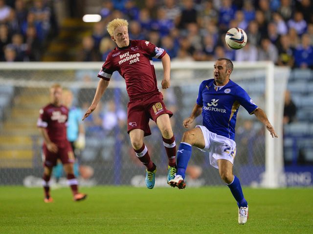 Will Hughes and Gary Taylor-Fletcher can't spot the ball.