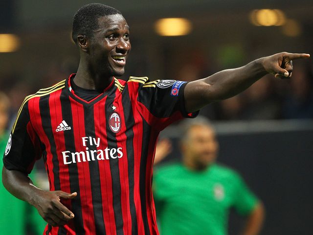 Cristian Zapata celebrates his goal for AC Milan