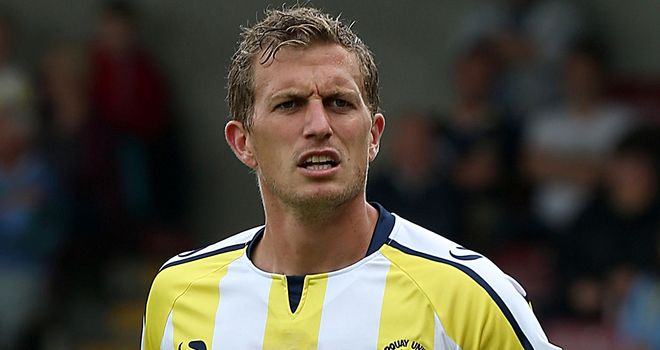 Lee Mansell: Missed his spot-kick