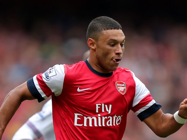 Oxlade-Chamberlain: Expects Arsenal to challenge for honours