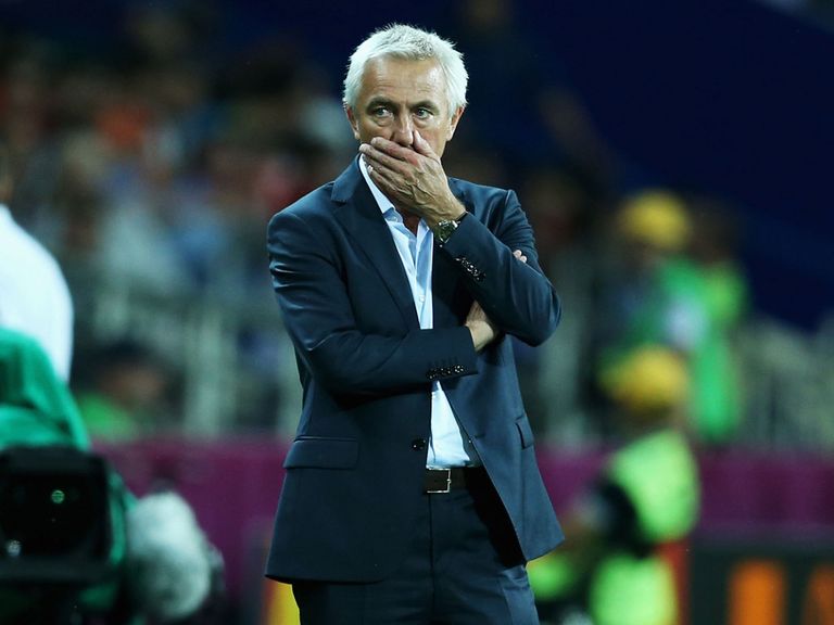 Bert van Marwijk: Officially presented as Hamburg coach