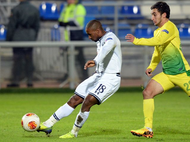 Jermain Defoe scores the opening goal of the game
