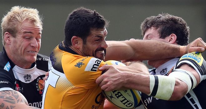 Andrea Masi: Italy centre out for five months