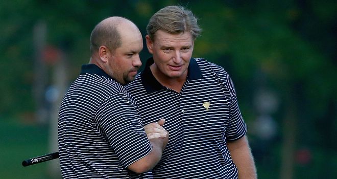 Ernie Els (r) partnered Brendon de Jonge for the opening three days of the Presidents Cup