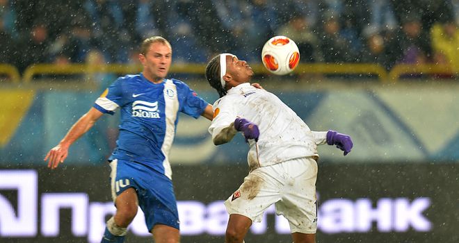 Juan Cuadrado: Looks to hold off Dnipro's Yevhen Konoplyanka