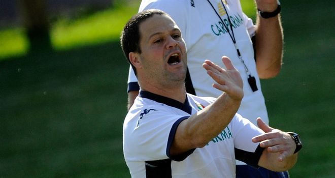 Omar Mouneimne: Defensive coach expecting tough battle in Perpignan