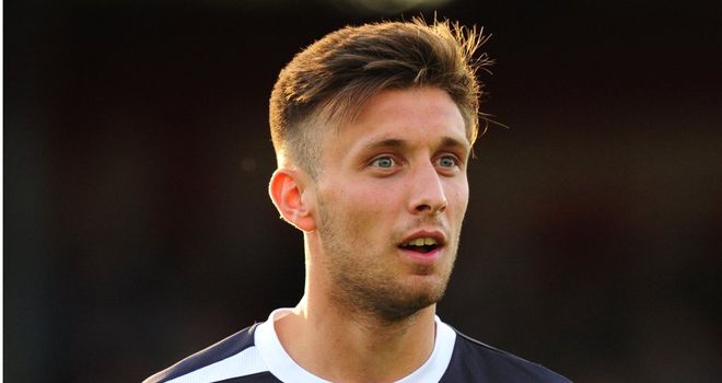 Luke O'Neill: Joins Scunthorpe