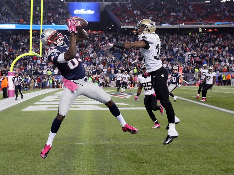 Thompkins collects Brady's pass for the winning touchdown
