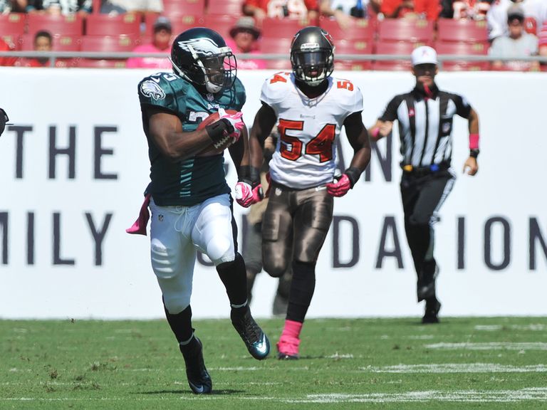 LeSean McCoy runs clear.