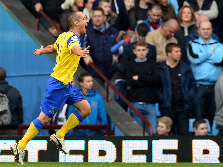 Leon Osman: Helped keep up Everton's flying start