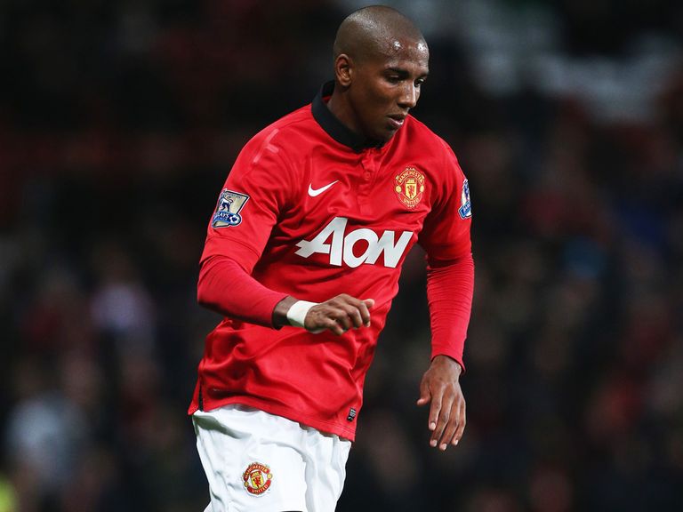 Ashley Young: United focused on defending title